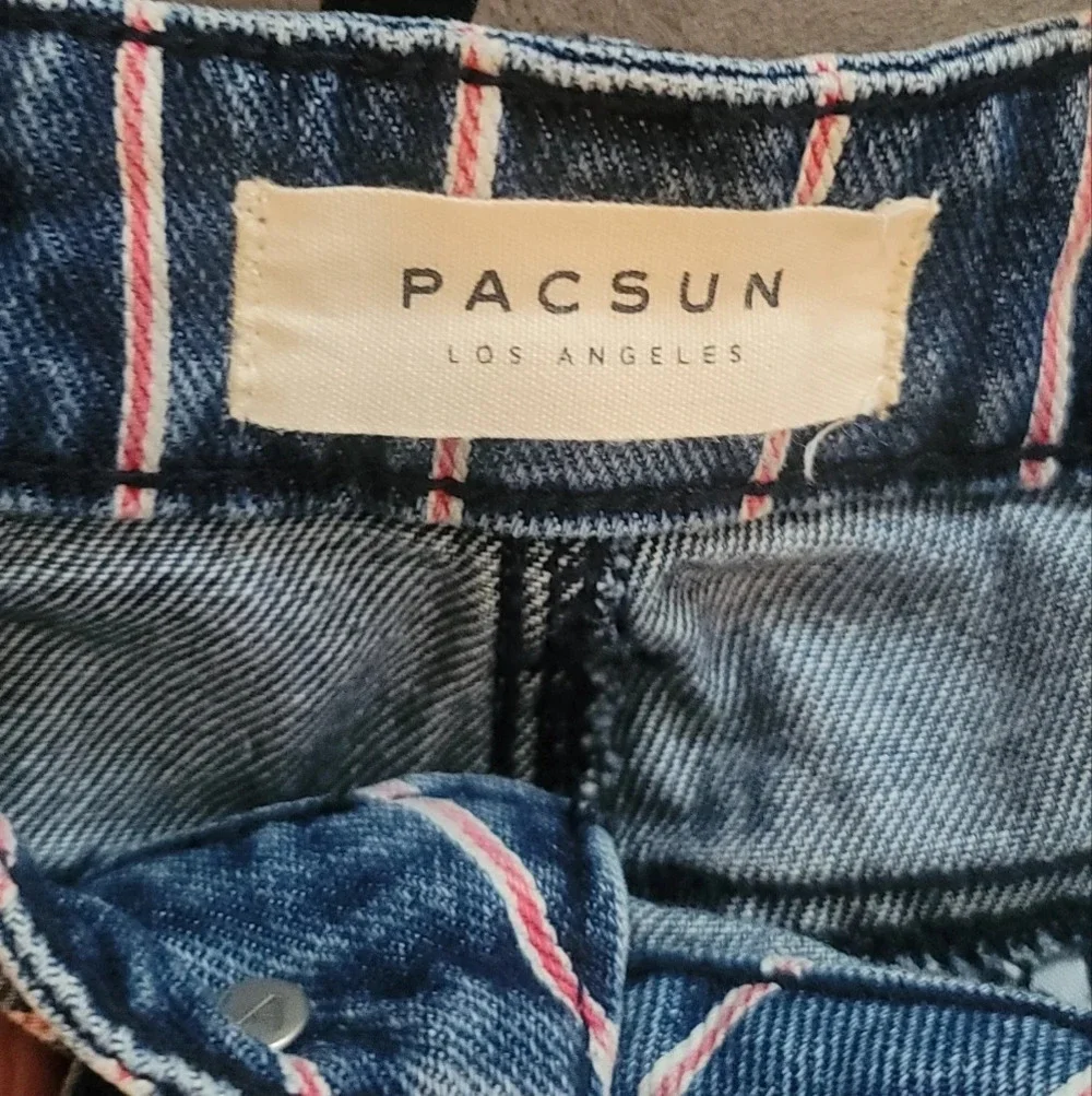 size 28